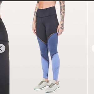 Lululemon Colour Me Ombre Tight *28"
Midnight Navy / Gatsby Blue / Visto Blue